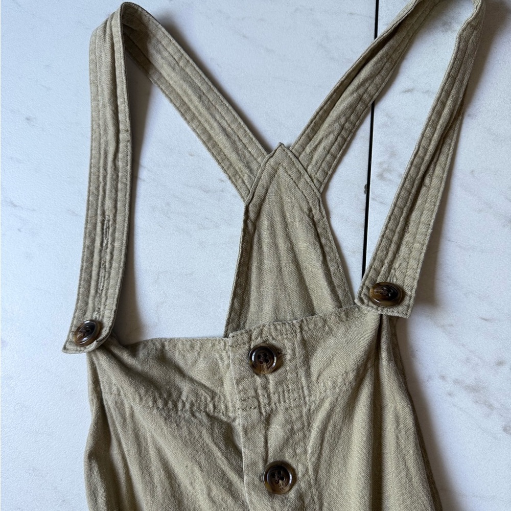URBAN OUTFITTERS Khaki Olive Linen Shortalls Romper; size Medium - Picture 3 of 6